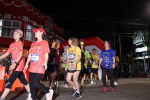 BIB: 3460, 102
                            <button type="button" onclick="openModal(26261897)" class="btn btn-primary btn-sm float-right btn-popup" data-toggle="modal" data-target=".modal-high-quality">
                        <i class="fas fa-shopping-cart"></i> Add to Cart
                    </button>
                                            <button type="button" onclick="isThisMe(26261897, true)" class="btn btn-success btn-sm float-right btn-popup btn-isme hidden" data-toggle="tooltip" data-placement="bottom" title="นี่คือรูปของคุณใช่ไหม คลิกที่นี่เพื่อเอาเข้าอัลบั้ม">
                        <i class="fas fa-plus"></i> Add to album
                    </button>
                    <button type="button" onclick="isThisMe(26261897, false)" class="btn btn-warning btn-sm float-right btn-popup btn-isnotme hidden">
                        <i class="fas fa-ban"></i> Remove from album
                    </button>